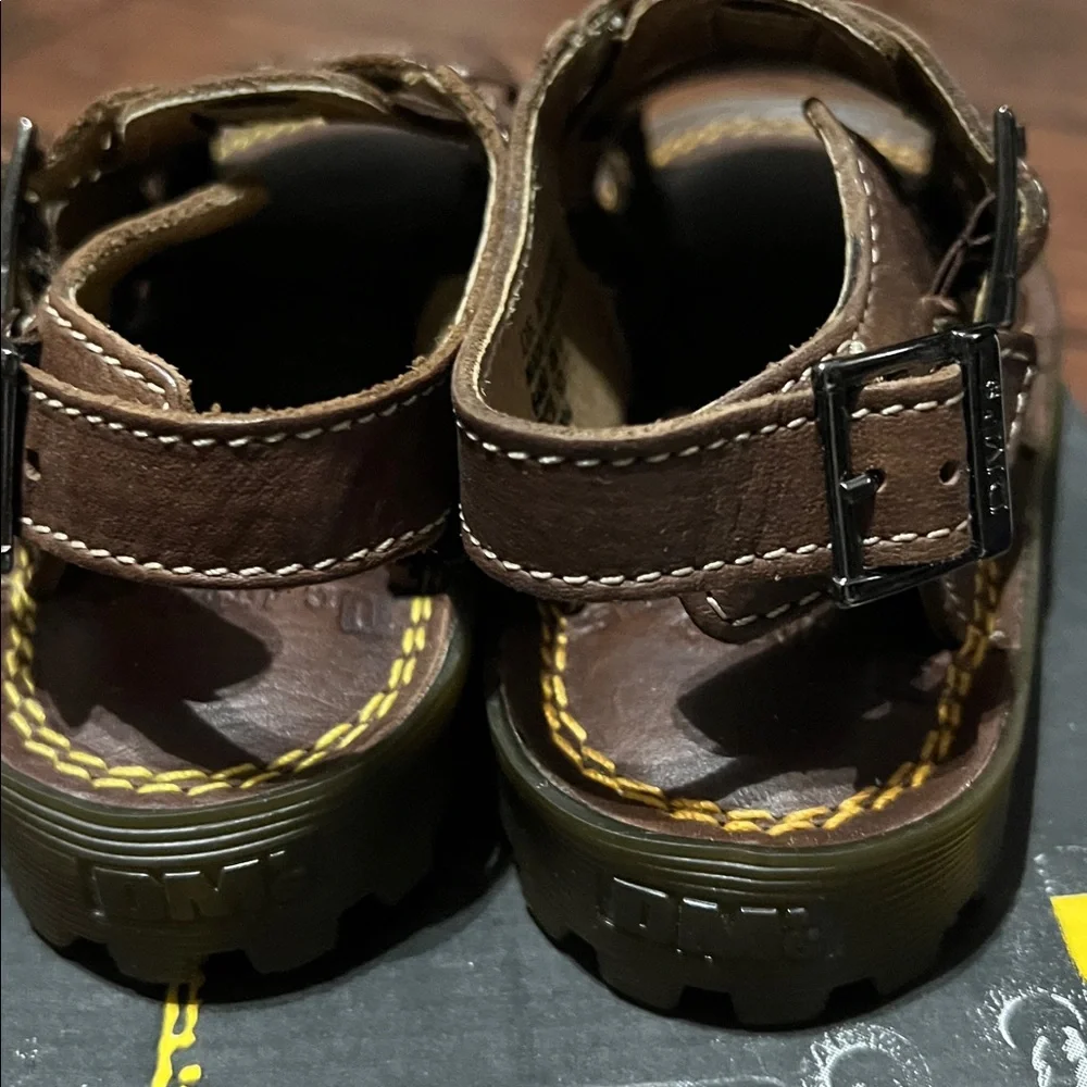 FIRM PRICE Kids, Bark, Sandals, Size USA Youth 13.  FINAL PRICE - Picture 6 of 8